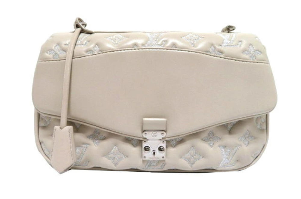 LOUIS VUITTON Chain Shoulder Bag Pochette Monogram Ivory White